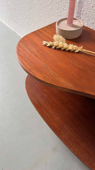 
                  
                    Wandkastje teak
                  
                