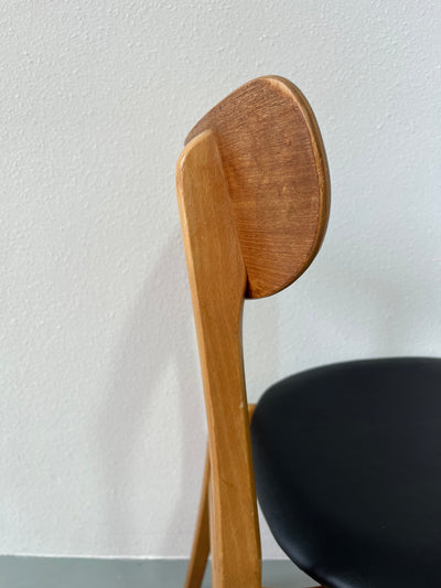 
                  
                    Vintage Deense stoelen teak skai 
                  
                