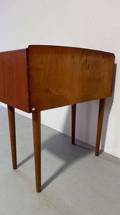 
                  
                    Ladekastje teak 2 lades
                  
                