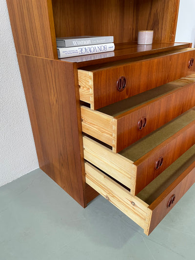 
                  
                    Wandkast met lades
                  
                