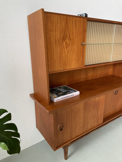 
                  
                    Jaren ‘50 highboard - buffetkast - LOUI.STORE
                  
                