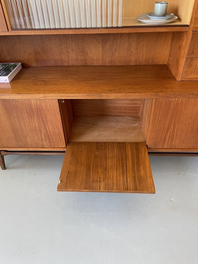 
                  
                    Jaren ‘50 highboard - buffetkast - LOUI.STORE
                  
                