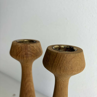 
                  
                    Kandelaar “Applicata” eiken - LOUI.STORE
                  
                