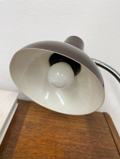 
                  
                    Klein bureaulampje bruin - LOUI.STORE
                  
                