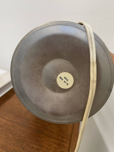 
                  
                    Klein bureaulampje bruin - LOUI.STORE
                  
                