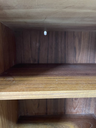 
                  
                    Klein sideboard schuifdeurtjes - LOUI.STORE
                  
                