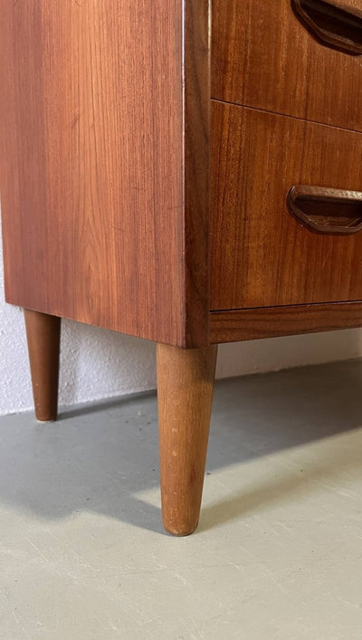 
                  
                    Ladekast 4* donkere greep - LOUI.STORE
                  
                