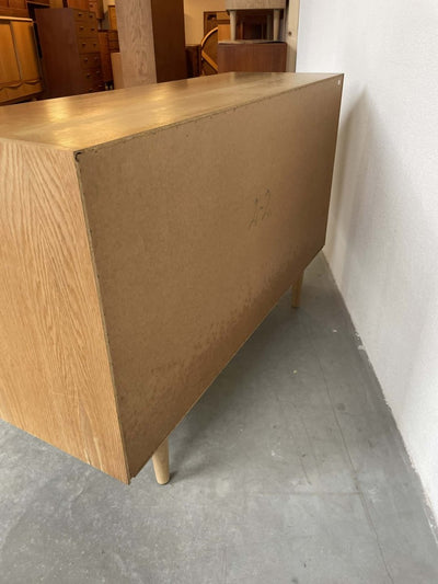 
                  
                    Ladekast *4 eiken metalen greep - LOUI.STORE
                  
                