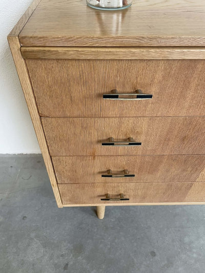 
                  
                    Ladekast *4 eiken metalen greep - LOUI.STORE
                  
                