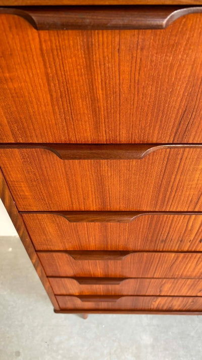 
                  
                    Ladekast *6 teak XL - LOUI.STORE
                  
                