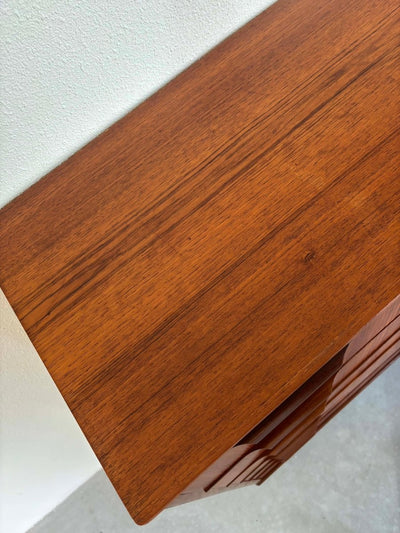 
                  
                    Ladekast *6 teak XL - LOUI.STORE
                  
                