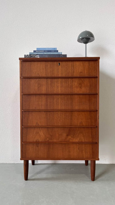 
                  
                    Ladekast *6 teak - LOUI.STORE
                  
                