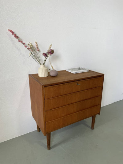 
                  
                    Ladekast in eik *4 - LOUI.STORE
                  
                
