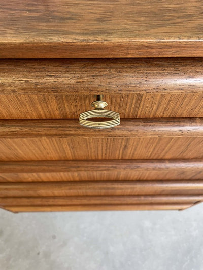 
                  
                    Ladekast in palissander *6 - LOUI.STORE
                  
                