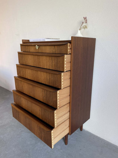 
                  
                    Ladekast in palissander *6 - LOUI.STORE
                  
                