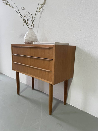 Ladekastje in eik - LOUI.STORE