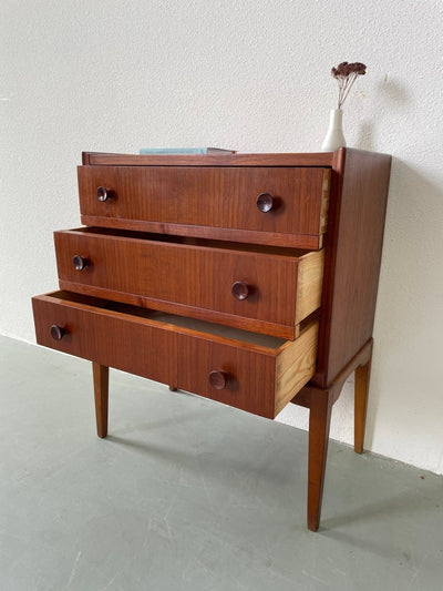Ladekastje in teak en eik - LOUI.STORE