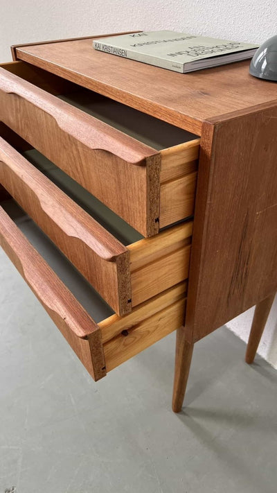 
                  
                    Ladekastje licht teak - LOUI.STORE
                  
                