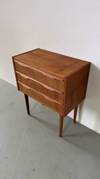 
                  
                    Ladekastje licht teak - LOUI.STORE
                  
                