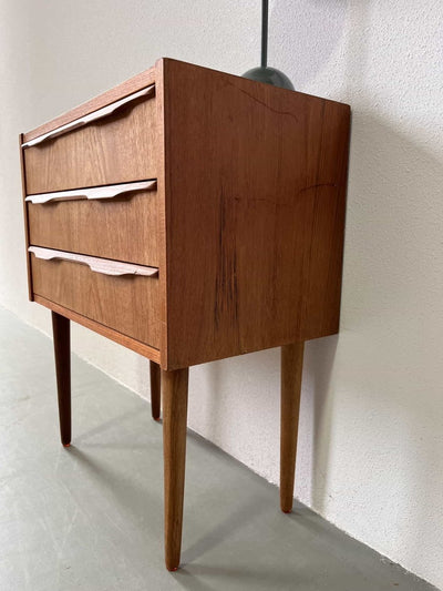 
                  
                    Ladekastje licht teak - LOUI.STORE
                  
                