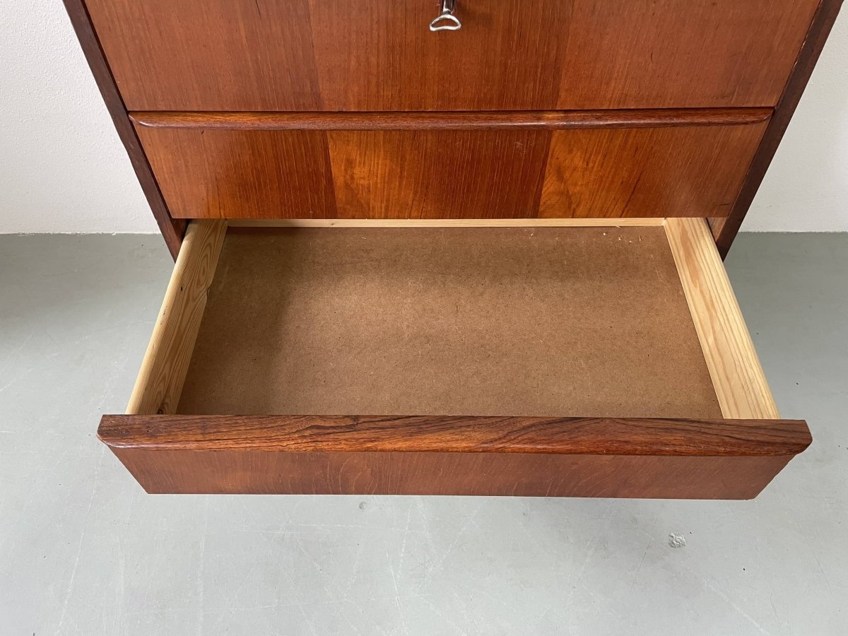 
                  
                    Ladekastje teak *3 - LOUI.STORE
                  
                