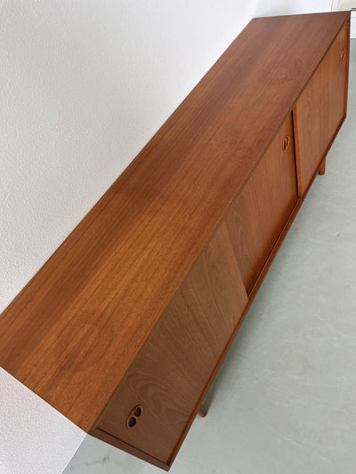 
                  
                    Lang lowboard teak - LOUI.STORE
                  
                