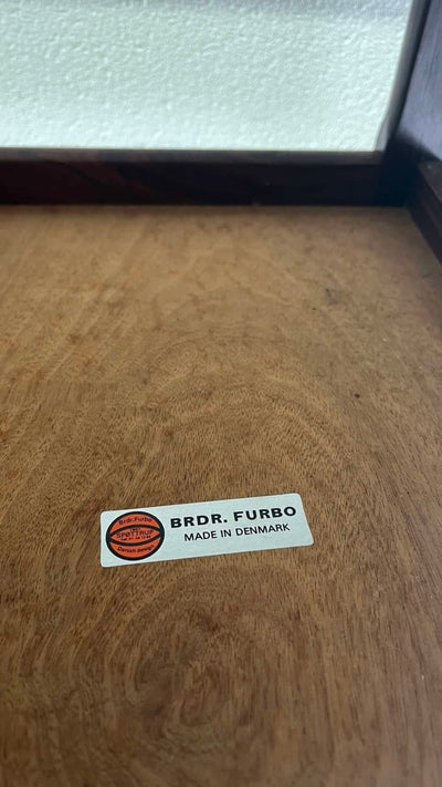 
                  
                    Lectuurtafel palissander Furbo - LOUI.STORE
                  
                