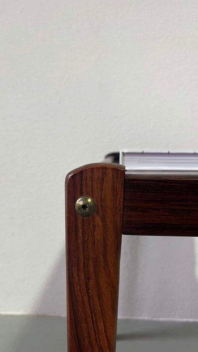 
                  
                    Lectuurtafel palissander Furbo - LOUI.STORE
                  
                