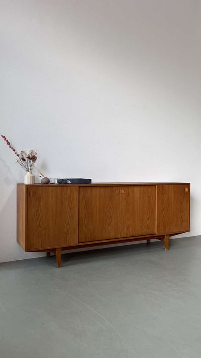 lowboard in eiken - LOUI.STORE