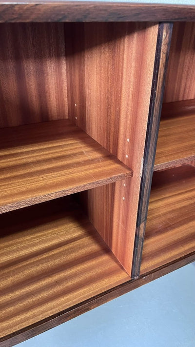
                  
                    Lowboard palissander Erling Torvits - LOUI.STORE
                  
                