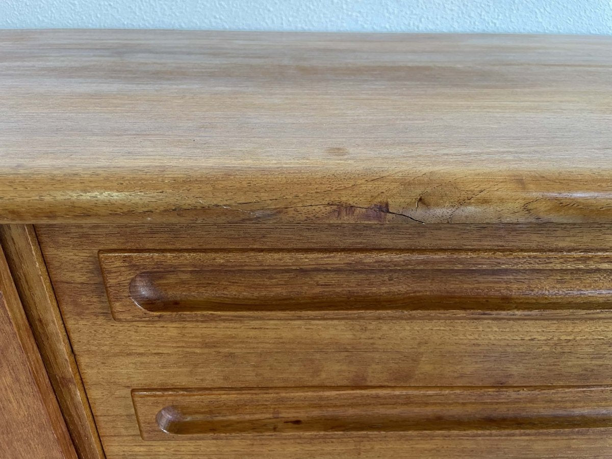 
                  
                    Lowboard teak 4 lades en schuifdeuren - LOUI.STORE
                  
                