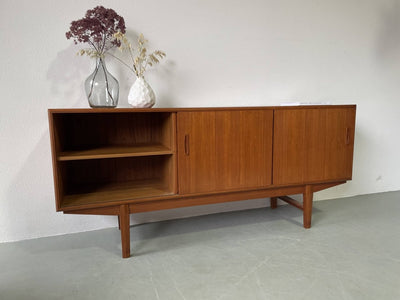
                  
                    Lowboard teak Clausen & Son - LOUI.STORE
                  
                