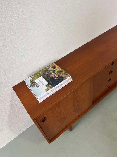 
                  
                    Lowboard teak ronde knop - LOUI.STORE
                  
                