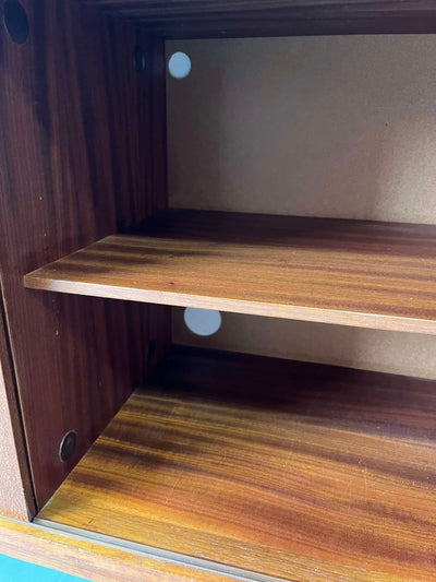 
                  
                    Lowboard teak ronde knop - LOUI.STORE
                  
                