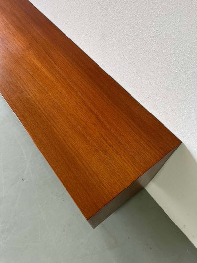 
                  
                    Lowboard teak ronde knop - LOUI.STORE
                  
                