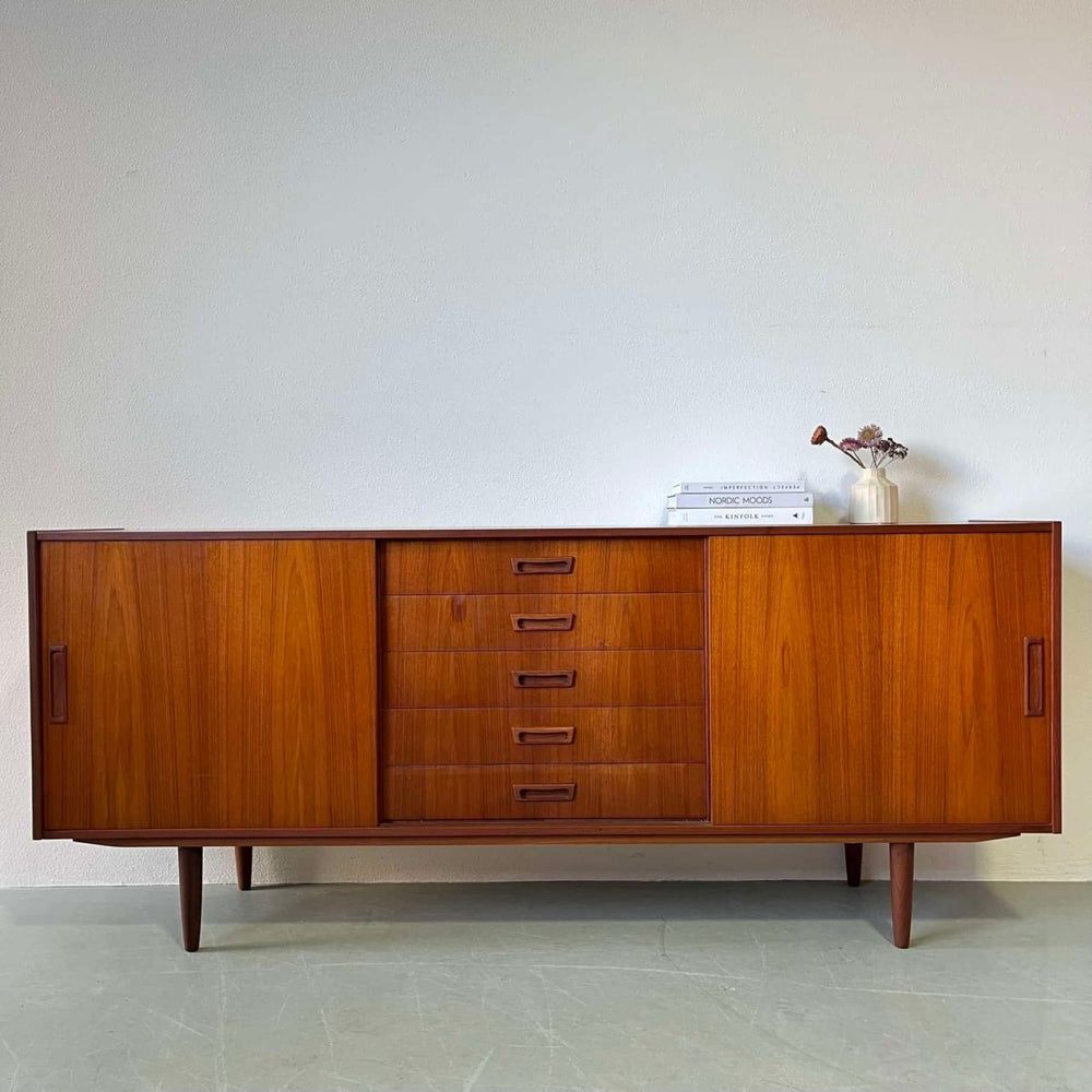 Lowboard teak Vemb Møbelfabrik - LOUI.STORE