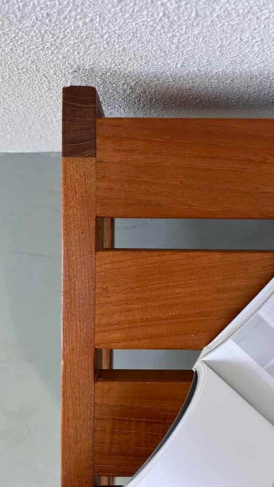 
                  
                    Massief teak bankje - LOUI.STORE
                  
                