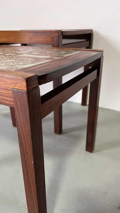 
                  
                    Nesting keramiek tafeltjes - LOUI.STORE
                  
                