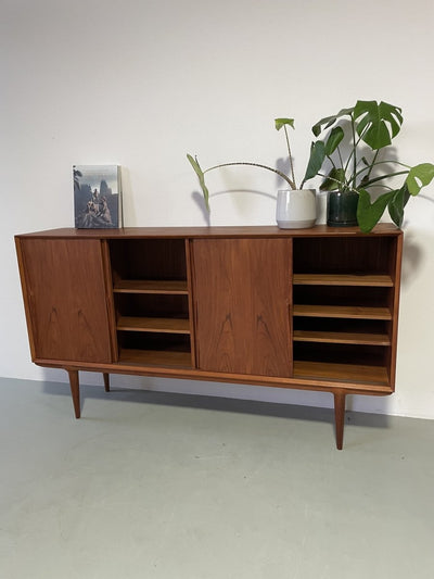 
                  
                    Oman Jun highboard - LOUI.STORE
                  
                