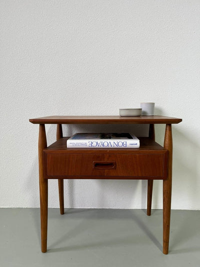 
                  
                    Omann Jun tafeltje - LOUI.STORE
                  
                