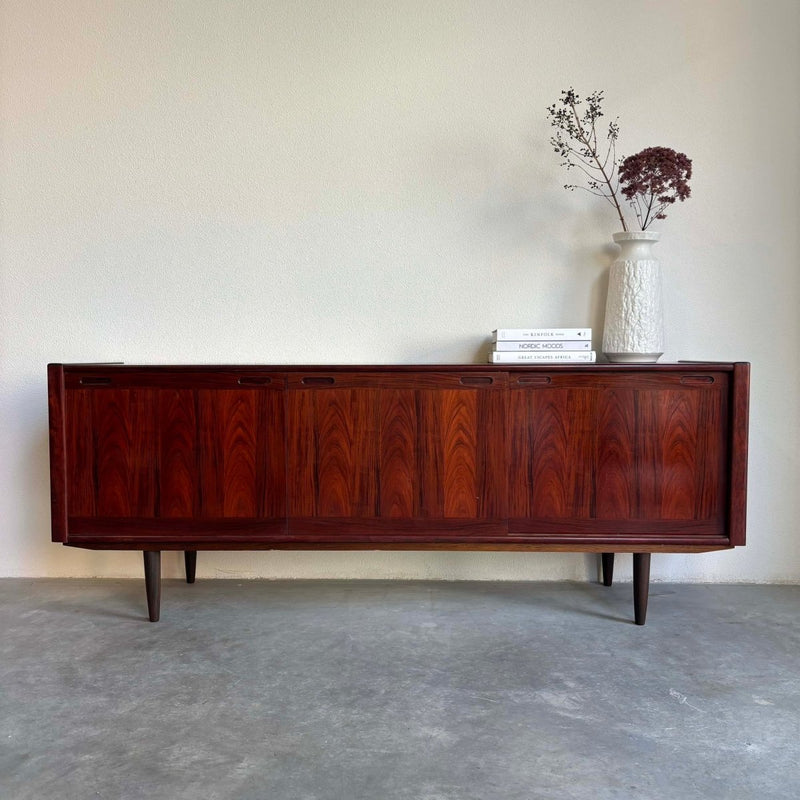 Robuust lowboard palissander - LOUI.STORE