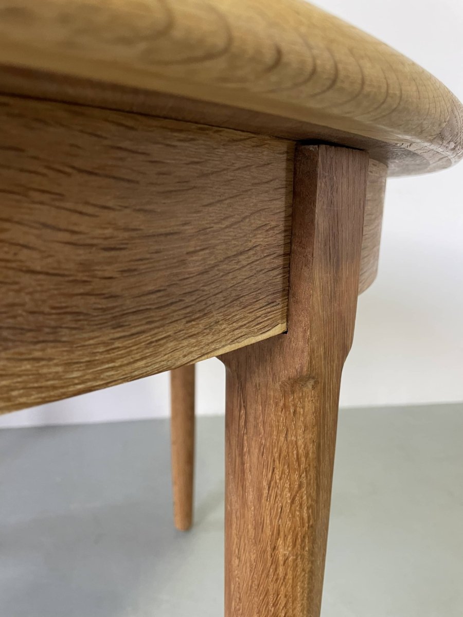 
                  
                    Ronde eettafel eik uitschuifbaar - LOUI.STORE
                  
                