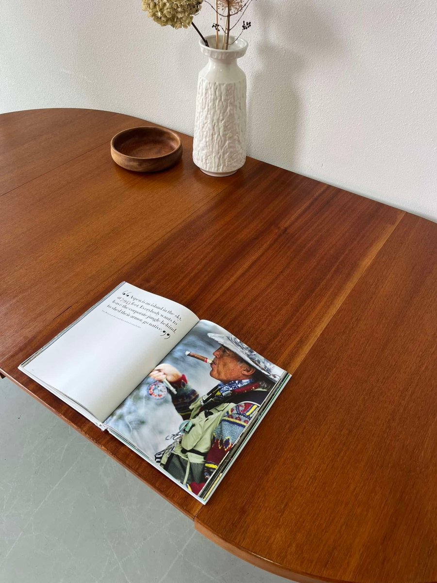 
                  
                    Ronde teak tafel (uitschuifbaar) - LOUI.STORE
                  
                