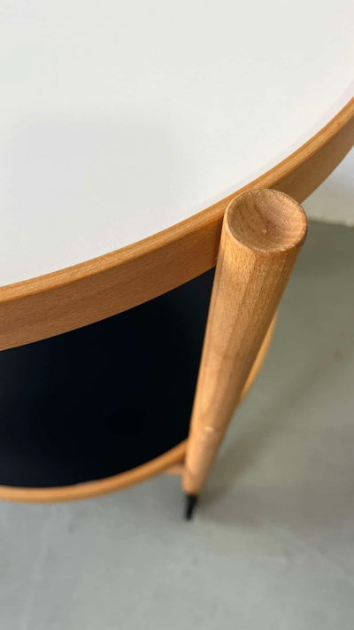 
                  
                    Ronde trolley Hans Bolling - LOUI.STORE
                  
                