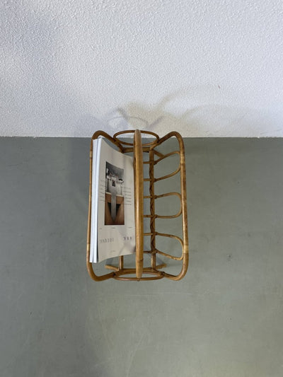 
                  
                    Rotan tijdschriften houder - LOUI.STORE
                  
                