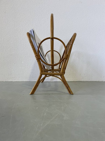 
                  
                    Rotan tijdschriften houder - LOUI.STORE
                  
                
