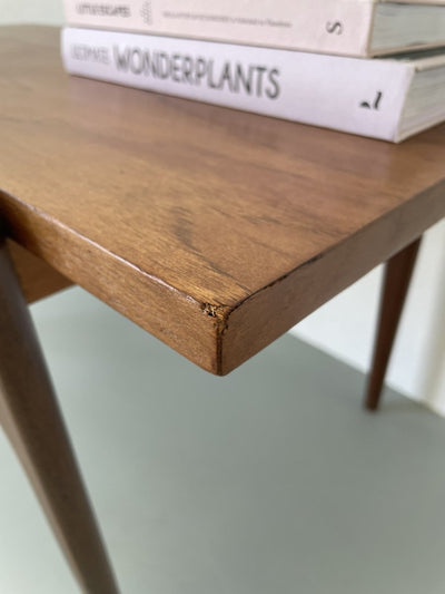 
                  
                    Salontafel elegant - LOUI.STORE
                  
                