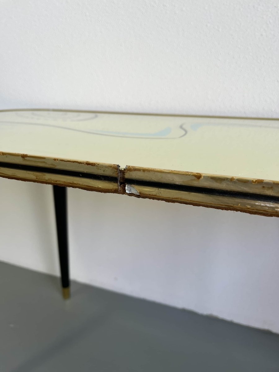 
                  
                    Salontafel met tekening - LOUI.STORE
                  
                