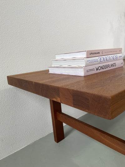 
                  
                    Salontafel teak massief - LOUI.STORE
                  
                