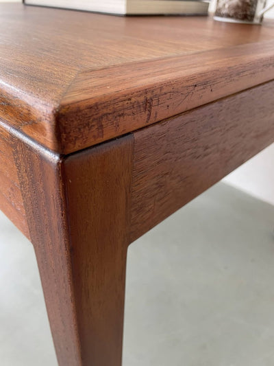 Salontafel vierkant in teak - LOUI.STORE